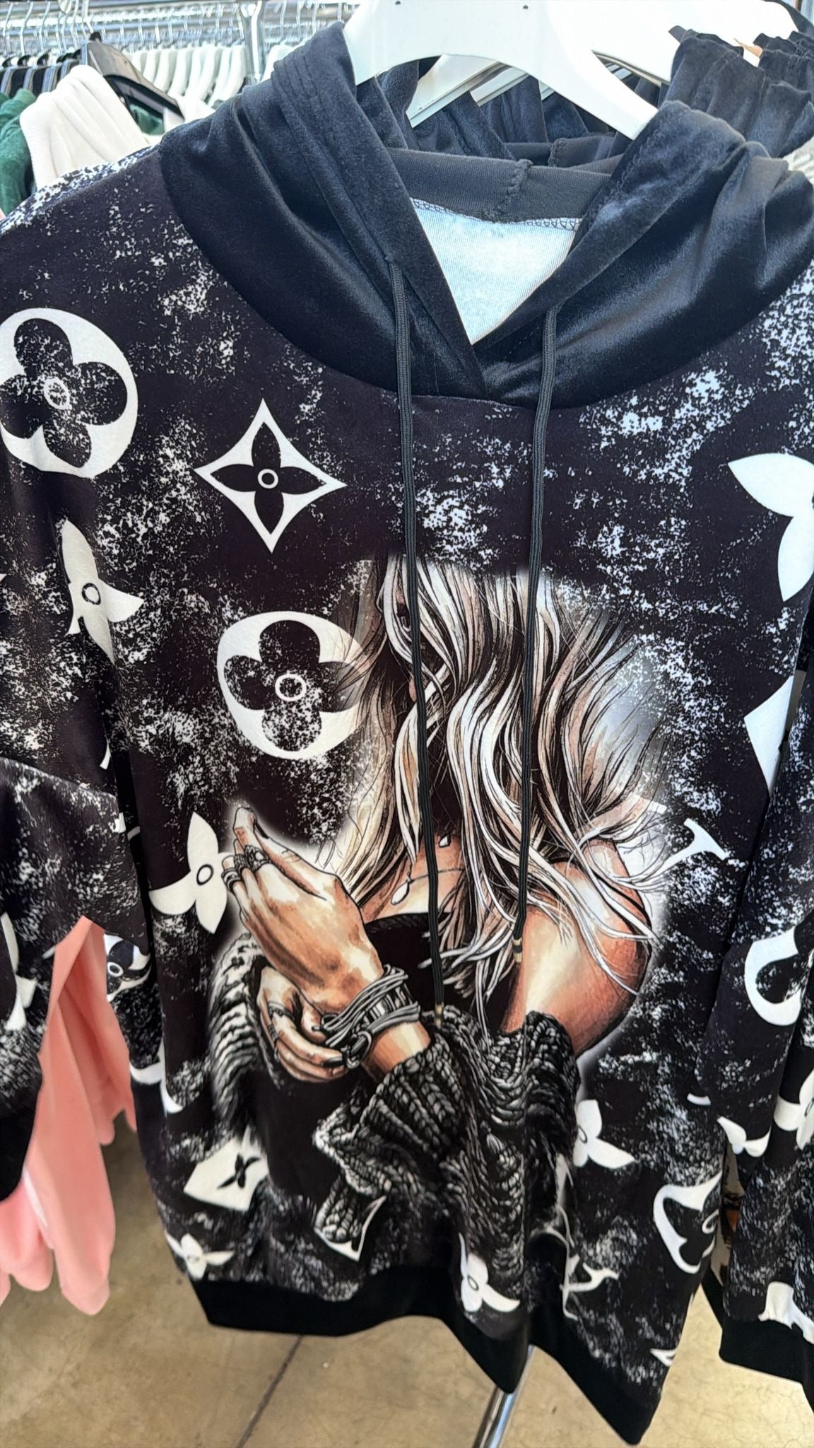 Tunika velur černá dívka blond