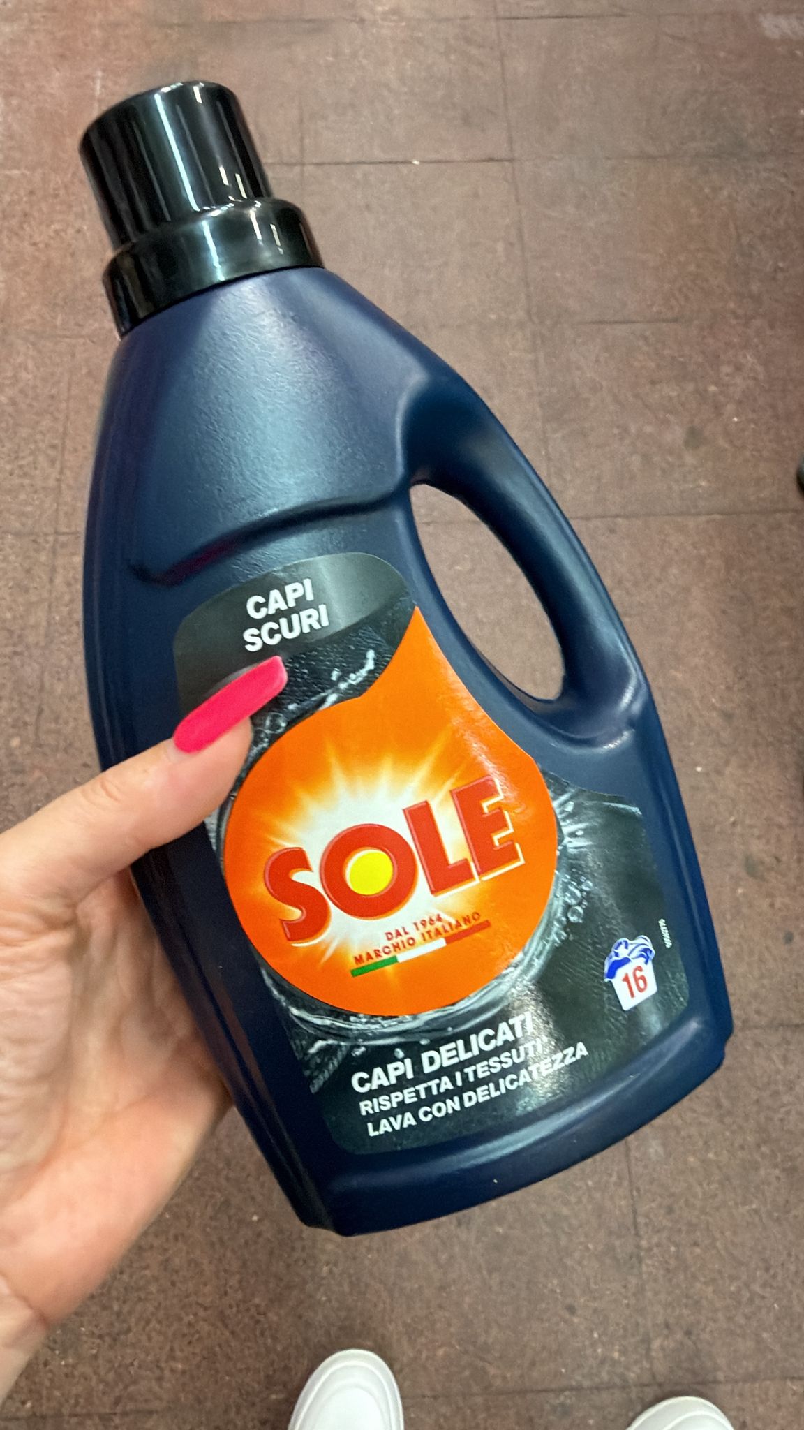 Sole prací gel černý 16 dávek