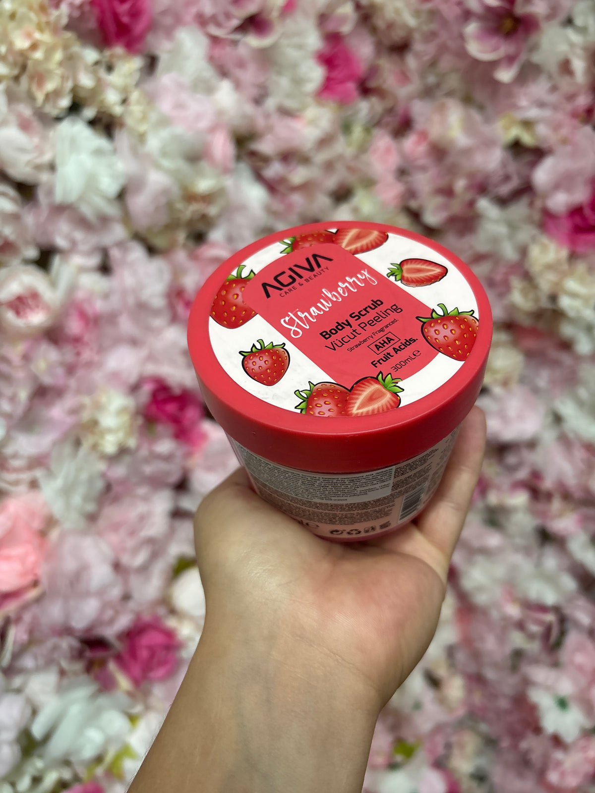 Agiva body scrub jahoda