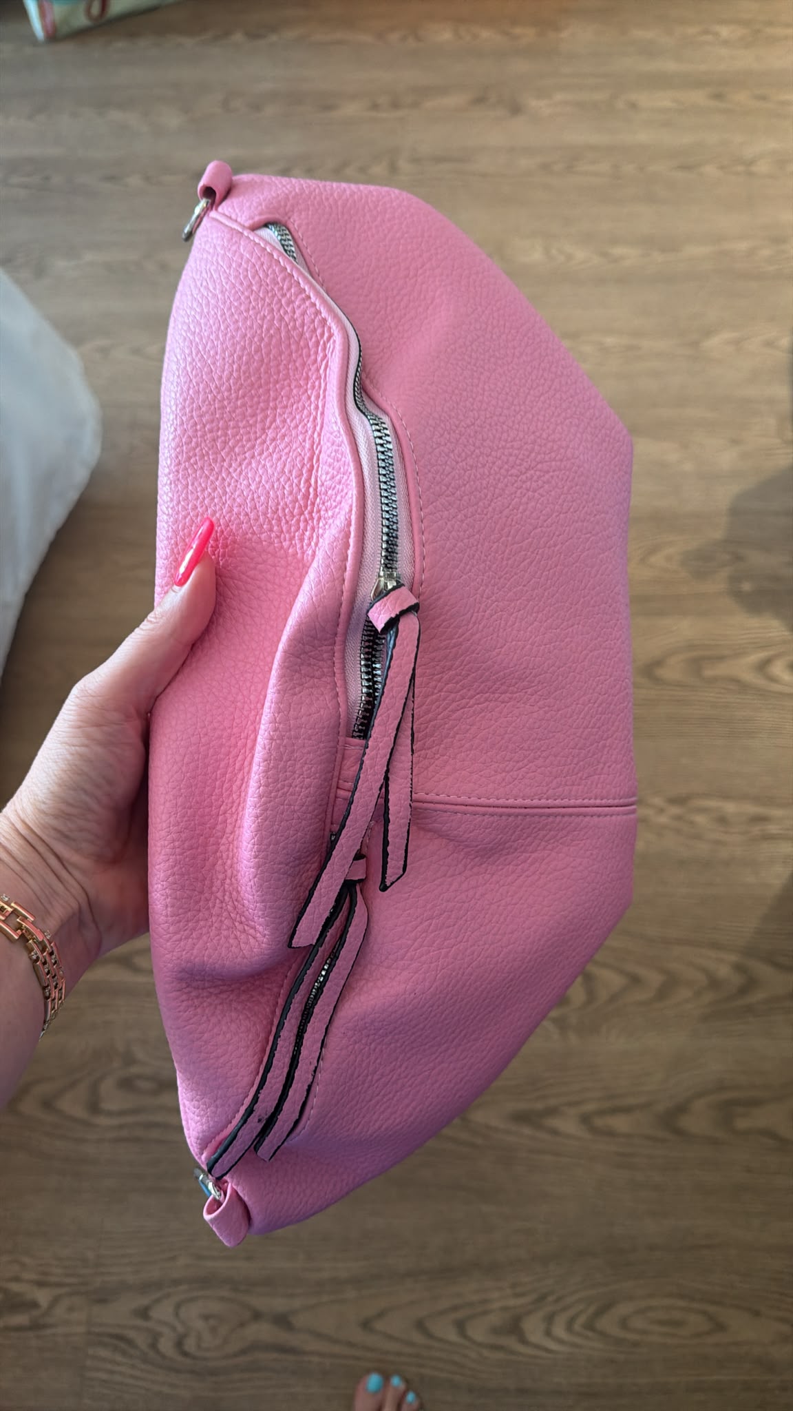 ￼ Ledvinka / kabelka světle růžová baby pink