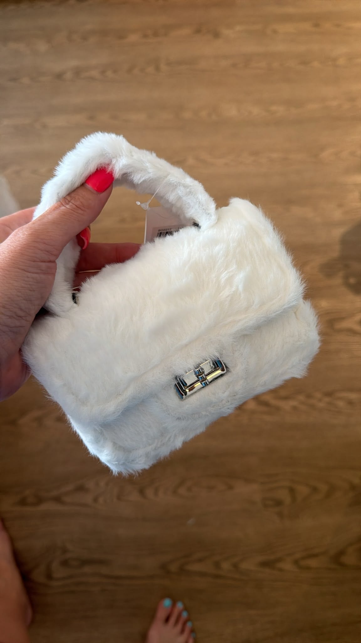 Mini kabelka bílý chloupek